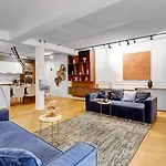 Bluestay 165 - Spacieux Appartement à Paris